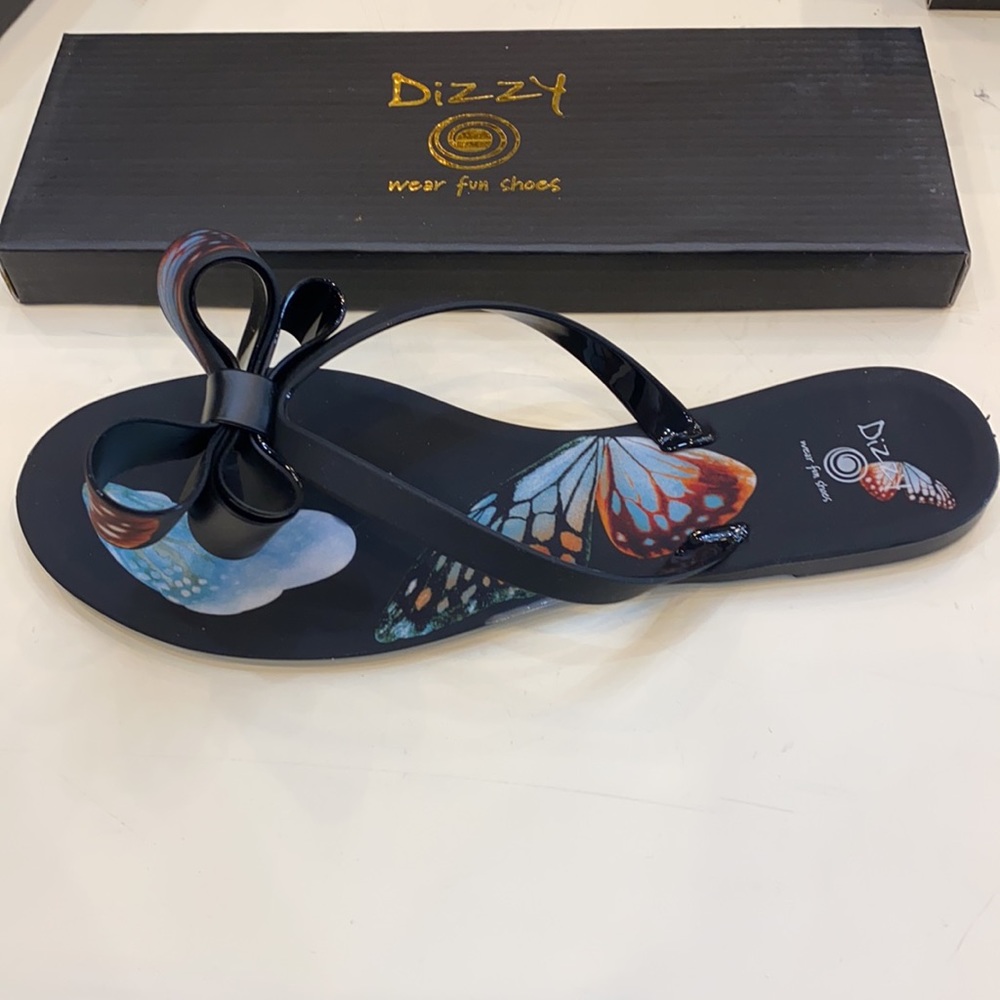 NWT SANDALS - Picture 4 of 5